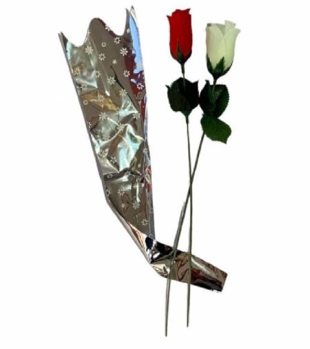 ROSA ARTIFICIAL CON CELOFAN